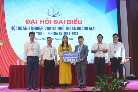 Hội Doanh nghiệp vừa và nhỏ TX Hoàng Mai Đại hội khóa II, phát động ủng hộ đồng bào bị lũ