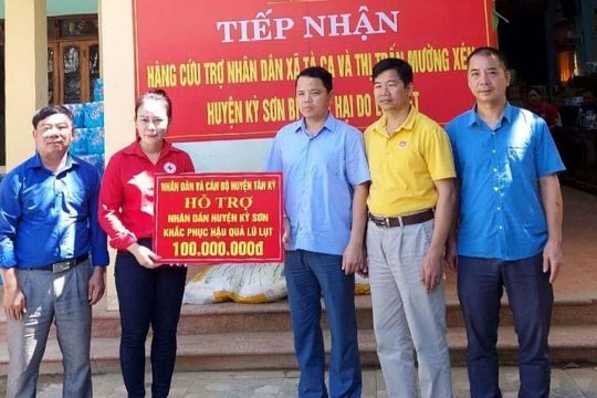 Các địa phương tiếp tục hỗ trợ người dân chịu ảnh hưởng mưa lũ