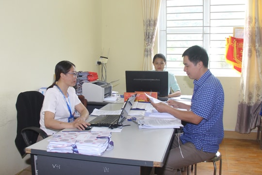 "Trao quyền" chủ động cho cấp xã trong sắp xếp, bố trí cán bộ, công chức