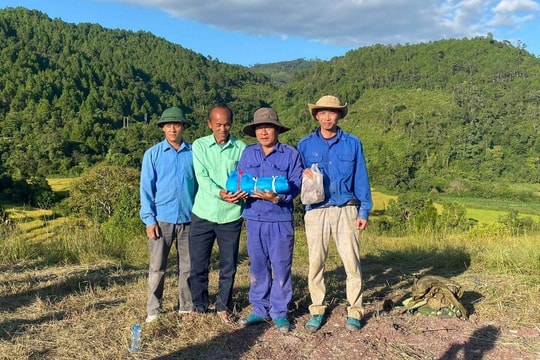 Tìm thấy hài cốt liệt sĩ hy sinh trên đất bạn Lào cùng các di vật