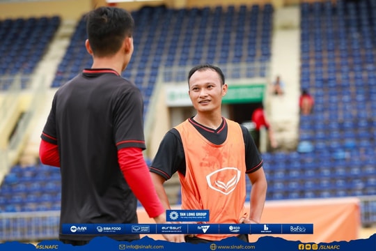 HAGL đá với SLNA trên sân Plei-ku: Kẻ khốn gặp kẻ khó 