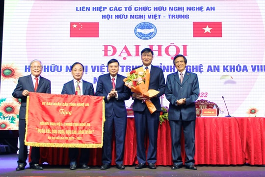 Phó Chủ tịch Thường trực UBND tỉnh tái cử Chủ tịch Hội hữu nghị Việt-Trung tỉnh Nghệ An