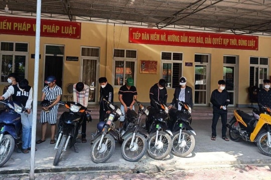 Công an thành phố Vinh kịp thời ngăn chặn nhóm 'quái xế' gây náo loạn các tuyến đường