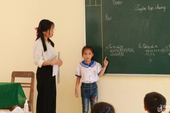 Chế độ thai sản của giáo viên nghỉ trùng với nghỉ hè được quy định như thế nào?