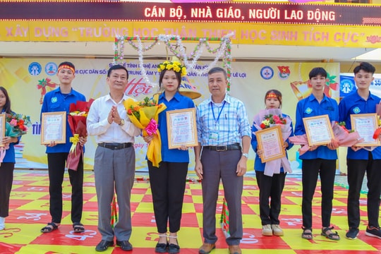 Sôi nổi Cuộc thi Rung chuông vàng tìm hiểu sức khỏe sinh sản tại huyện Tân Kỳ