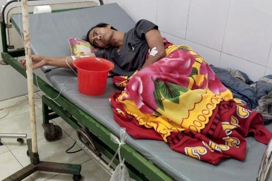 Ăn nhầm trứng cóc, 3 bố con ở Quỳ Châu phải nhập viện