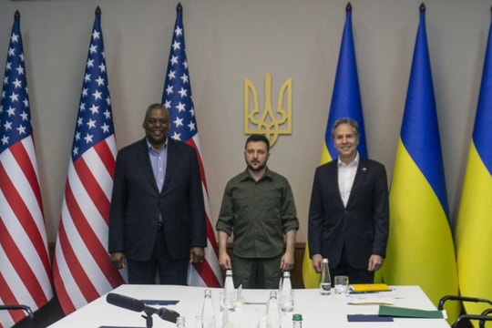 Axios: Mỹ có thể dừng viện trợ cho Ukraine sau bầu cử giữa nhiệm kỳ