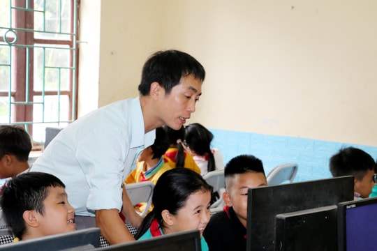 Nghệ An: Giáo viên hợp đồng và các địa phương mong mỏi biên chế