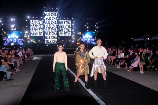 Đêm hội âm nhạc và thời trang đặc sắc tại phố đi bộ thành Vinh