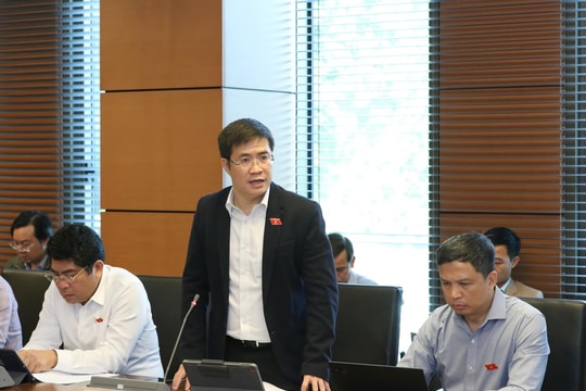 Đại biểu Quốc hội đoàn Nghệ An đề nghị Chính phủ xem xét tăng chế độ cho cán bộ thôn, tổ dân phố