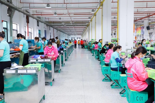 Nghệ An sẽ lấy ý kiến thăm dò về chi phí không chính thức của doanh nghiệp, người dân