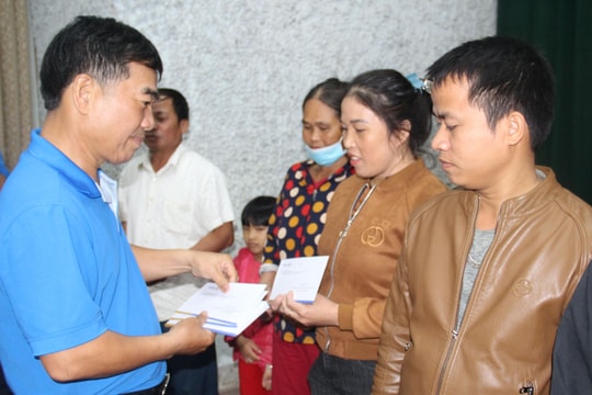 Tập đoàn Bảo Việt chung tay cùng nhân dân Nghệ An khắc phục hậu quả bão lũ