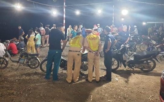 Hai thuyền máy va chạm trong đêm, 1 người mất tích