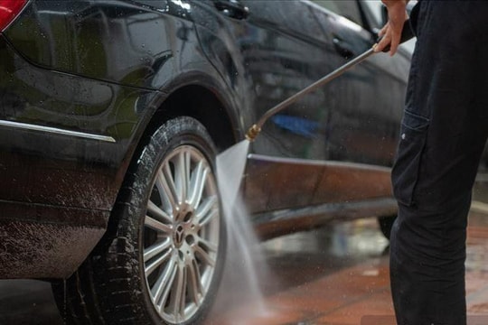 Những sai lầm hay mắc trong khi rửa xe ôtô không phải ai cũng biết