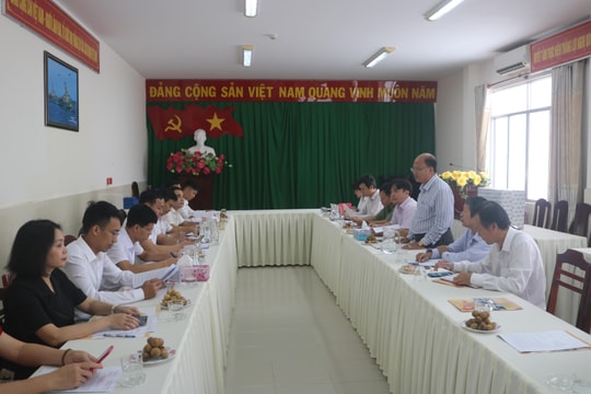 Đoàn công tác tỉnh Nghệ An trao đổi kinh nghiệm về công tác quản lý truyền thông tại một số tỉnh phía Nam 