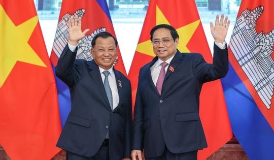 Thủ tướng Phạm Minh Chính hội kiến Chủ tịch Thượng viện Campuchia