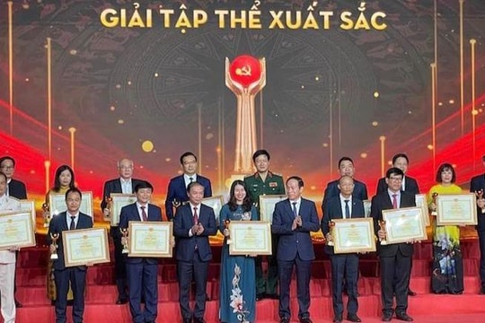 Nghệ An đạt giải tập thể xuất sắc và 2 giải C tại Cuộc thi viết chính luận bảo vệ nền tảng tư tưởng của Đảng 