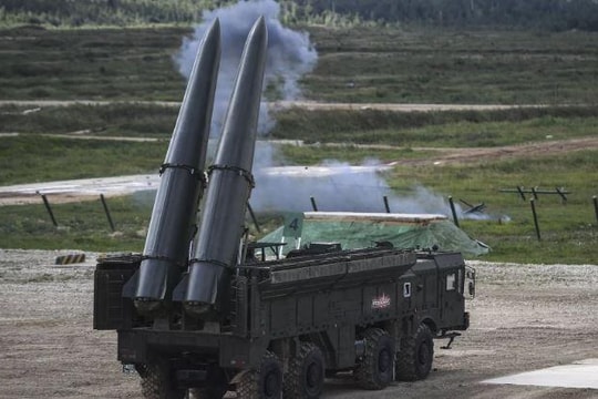 Nga cho rằng Ukraine chế tạo tên lửa Iskander giả, nhồi đầy chất phóng xạ để đổ lỗi