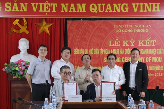 Tập đoàn Y – Mart Hàn Quốc ký kết ghi nhớ với các doanh nghiệp xuất nhập khẩu Nghệ An