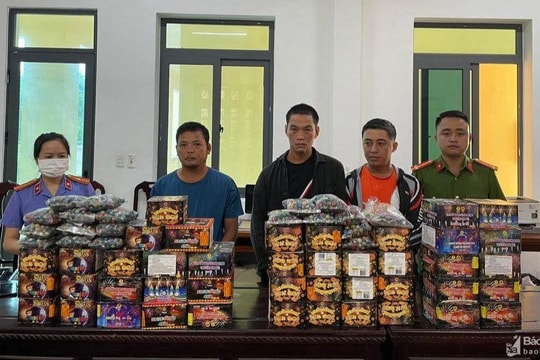 Nghệ An: Khởi tố vụ án buôn bán pháo nổ số lượng lớn