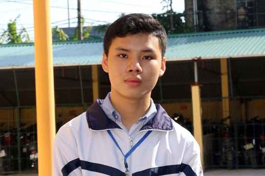 Nam sinh trường huyện giành "cú đúp" tại Kỳ thi học sinh giỏi lớp 12