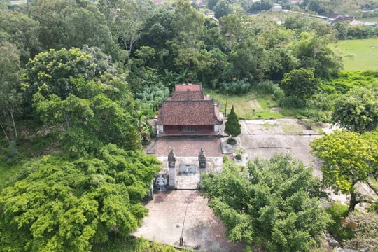 Kiến trúc, điêu khắc độc đáo của ngôi đền cổ "thượng miếu hạ mộ"