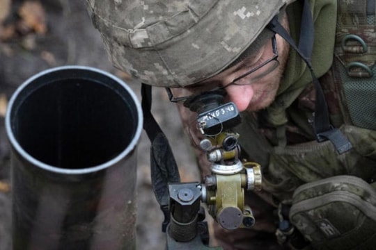 Đằng sau động thái của Mỹ khi cử các chuyên gia quân sự tới Ukraine