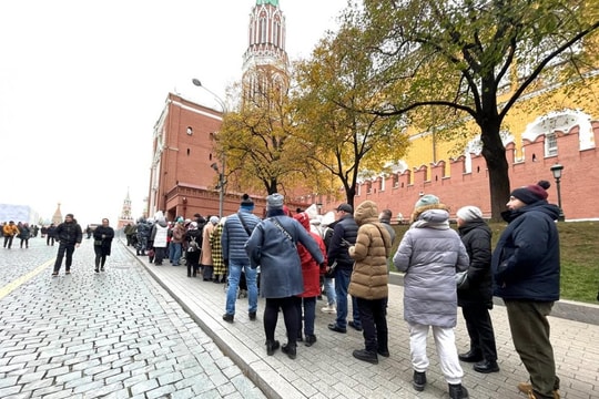 Kỷ niệm 105 năm Cách mạng Tháng Mười vĩ đại tại Liên bang Nga