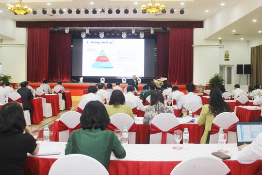 Nghệ An: Bồi dưỡng kỹ năng hoạt động cho đại biểu Hội đồng nhân dân tỉnh