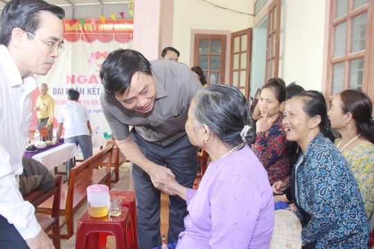 Trưởng Ban Nội chính Tỉnh ủy dự ngày hội Đại đoàn kết tại huyện Đô Lương