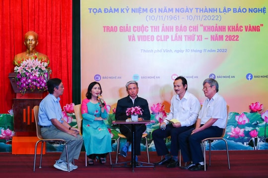 Gặp mặt, tọa đàm nhân kỷ niệm 61 năm ngày thành lập Báo Nghệ An