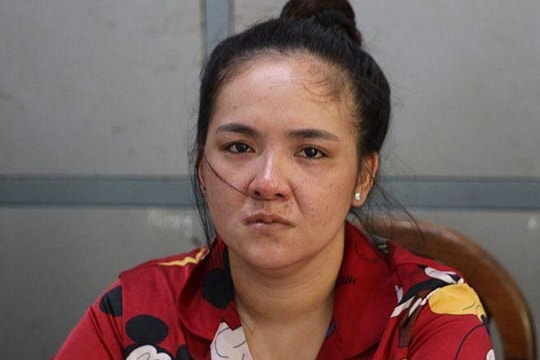 Cưỡng ép các nữ tiếp viên karaoke vay nặng lãi quy mô lớn