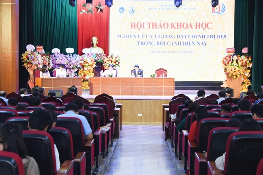 Hội thảo khoa học 'Nghiên cứu và giảng dạy chính trị học trong bối cảnh hiện nay'