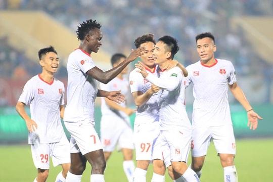 Liệu SLNA có phải là 'kép phụ' trên sân Lạch Tray? 