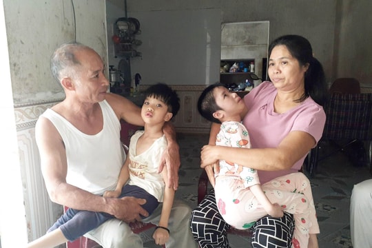 Hoàn cảnh đáng thương của gia đình cựu chiến binh có 3 con bại não