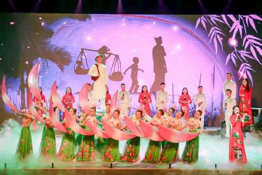 Kỷ niệm 55 năm thành lập Trường Cao đẳng Văn hóa Nghệ thuật Nghệ An: