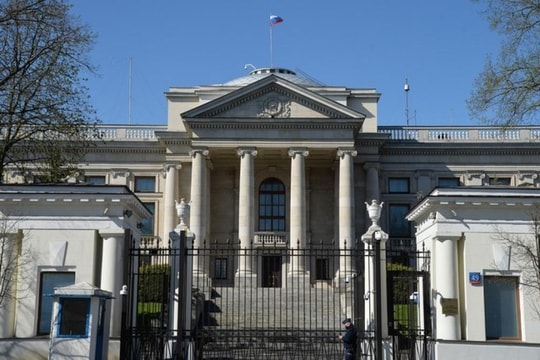 Đại sứ quán Nga tại Ba Lan bị tấn công