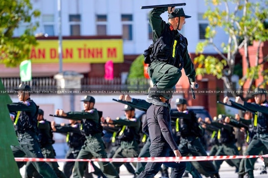 Tổng kết phong trào thi đua yêu nước năm 2022 khối Nội chính - Lực lượng vũ trang tỉnh Nghệ An