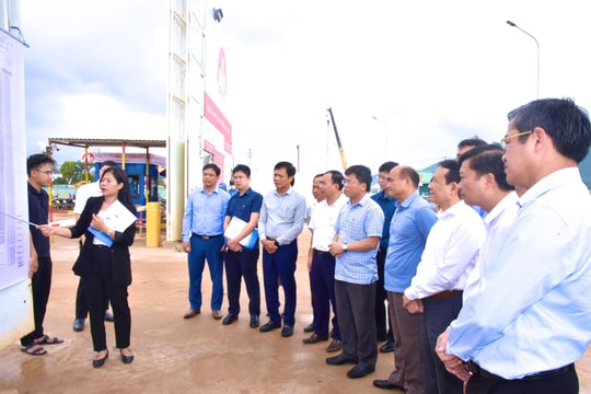 Đoàn công tác của Ban chỉ đạo Trung ương về tổng kết Nghị quyết 26 khảo sát thực tế tại các địa phương ở Nghệ An