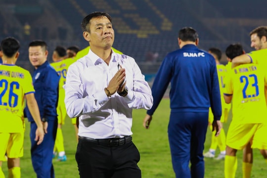 HLV SLNA Huy Hoàng: Trọng Hoàng là một chiến binh, mùa sau sẽ tìm kiếm ngoại binh để gia cố hàng phòng ngự