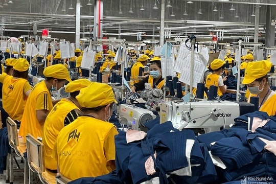 Nghịch lý cung cầu lao động ở Nghệ An