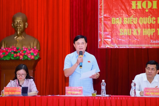 Bí thư Tỉnh ủy, Trưởng Đoàn ĐBQH tỉnh Thái Thanh Quý tiếp xúc cử tri huyện Hưng Nguyên