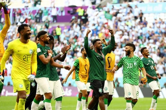 Bình luận viên Quang Tùng: Saudi Arabia là 'liều doping' cho các đội chiếu dưới