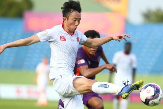 Hoàng Anh Gia Lai lấy lại 2 cầu thủ từ Hải Phòng; Thủ môn Cameroon bị đuổi khỏi World Cup 2022
