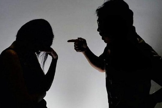 Người vợ tử vong sau khi xích mích với chồng