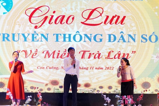 Giao lưu truyền thông dân số 'Về miền Trà Lân'