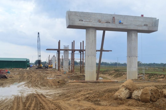 Tiến độ 4 dự án cao tốc Bắc - Nam ‘không còn đường lùi’