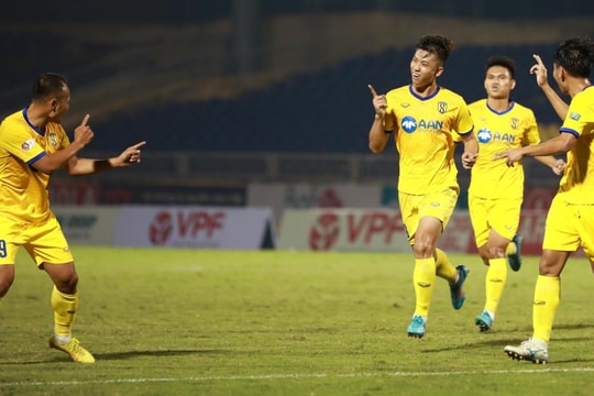 Sông Lam Nghệ An giải bài toán không có Văn Đức