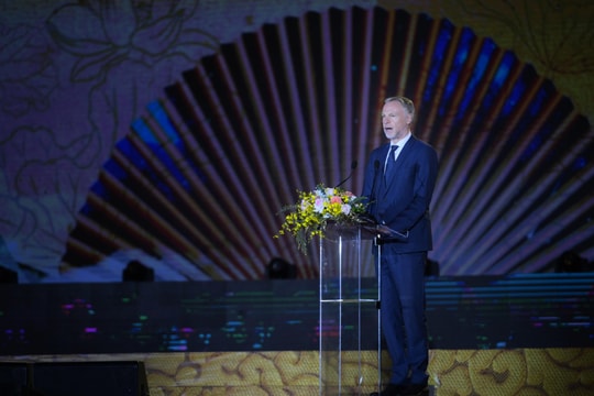 Trưởng đại diện UNESCO tại Việt Nam: Hồ Xuân Hương đi trước thời đại, dùng ca từ của mình để đấu tranh cho bình đẳng giới và quyền con người