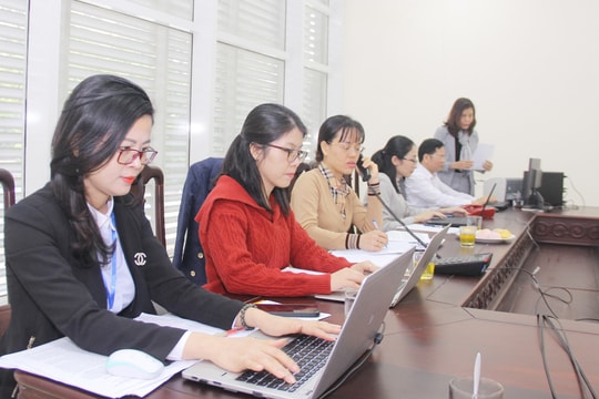 Cử tri Nghệ An phản ánh 15 vấn đề đến Kỳ họp thứ 11, HĐND tỉnh khóa XVIII thông qua đường dây nóng